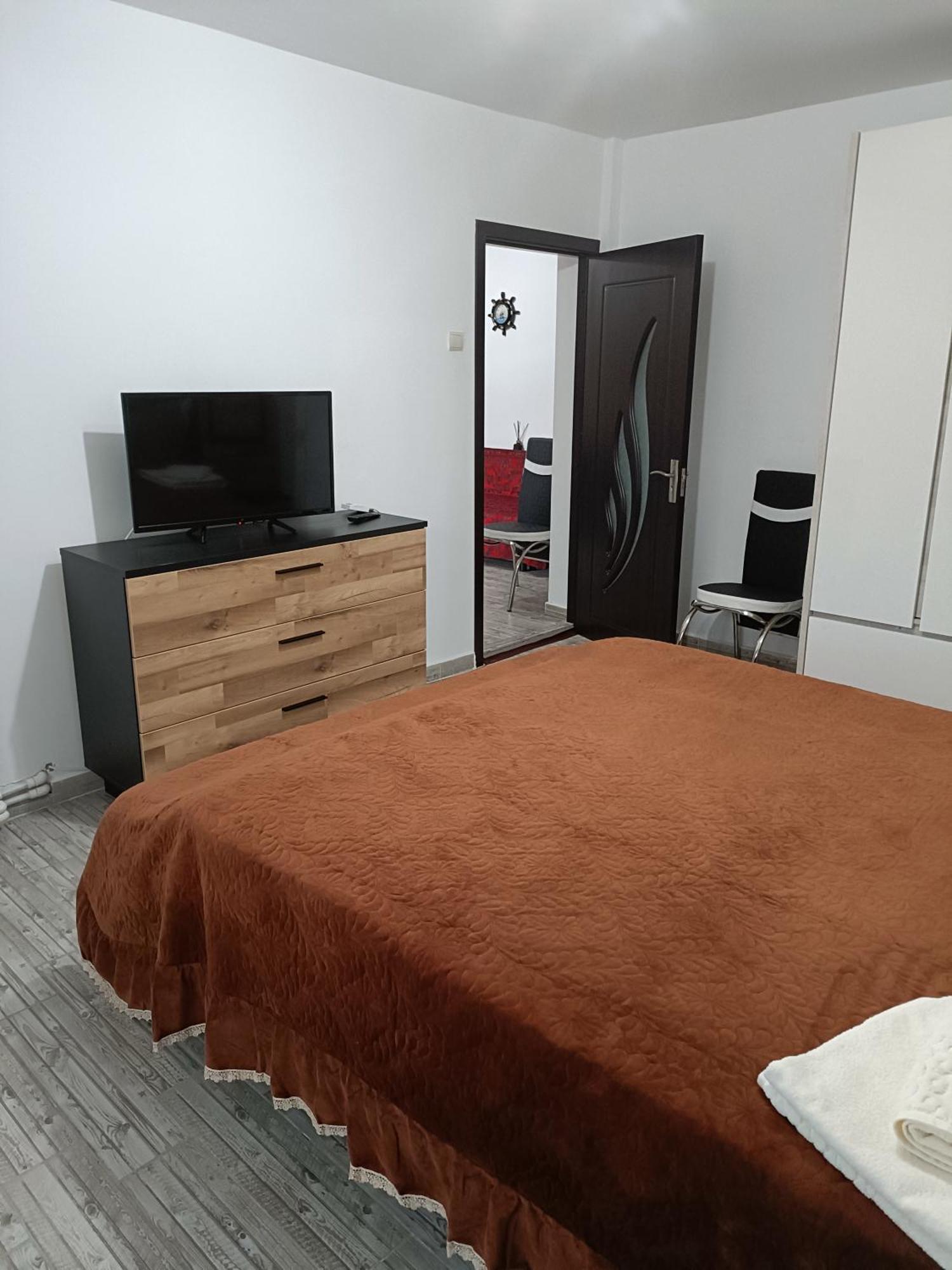 Apartament Manu Tg Neamt تارجو نيمت المظهر الخارجي الصورة